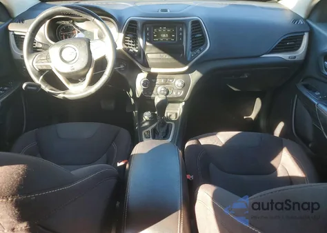 2016 Jeep Cherokee Latitude z USA, uszkodzony, nr VIN 1C4PJMCB0GW202845